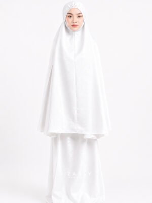JIZTELEKUNG OFFWHITE